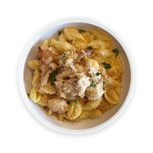 Kettlefish award winning 5 cheese mornay sauce mac and cheese with Crab